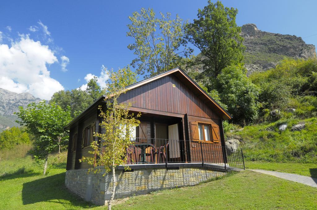 Bungalows La Borda D'Arnaldet Вильянова Экстерьер фото