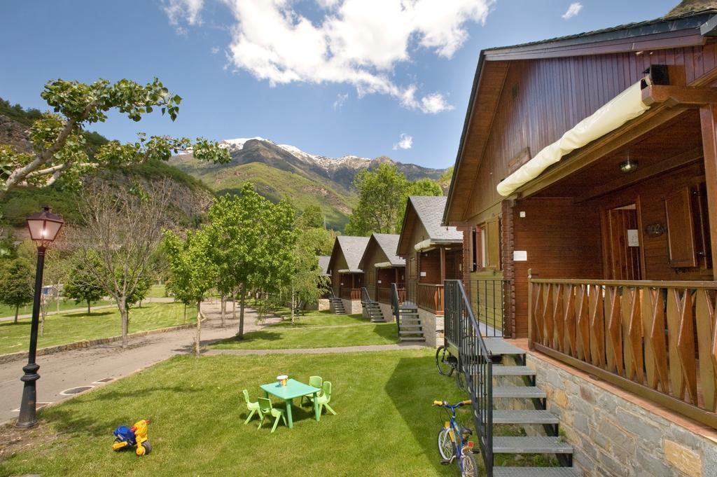 Bungalows La Borda D'Arnaldet Вильянова Экстерьер фото