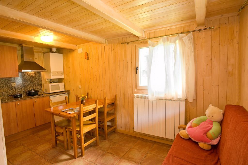 Bungalows La Borda D'Arnaldet Вильянова Экстерьер фото