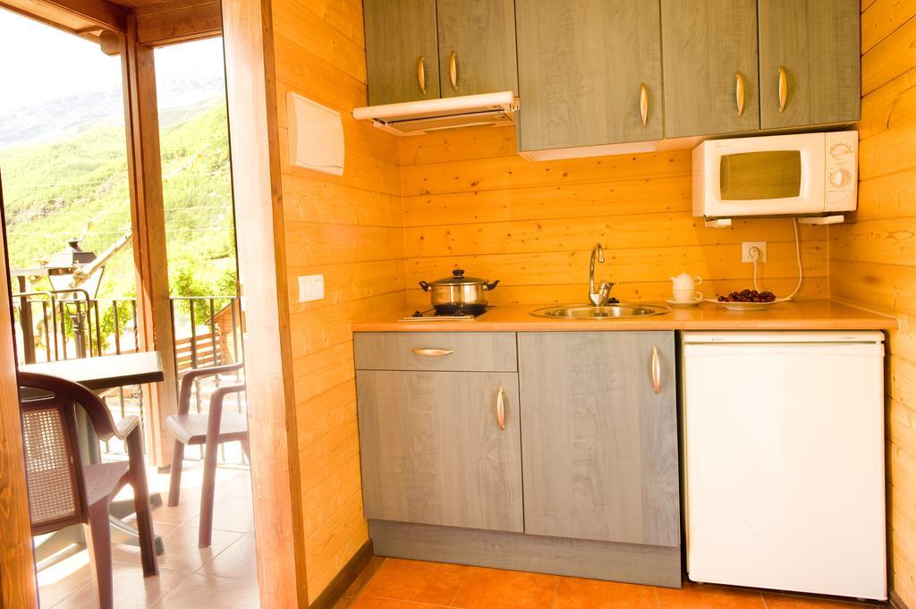 Bungalows La Borda D'Arnaldet Вильянова Экстерьер фото