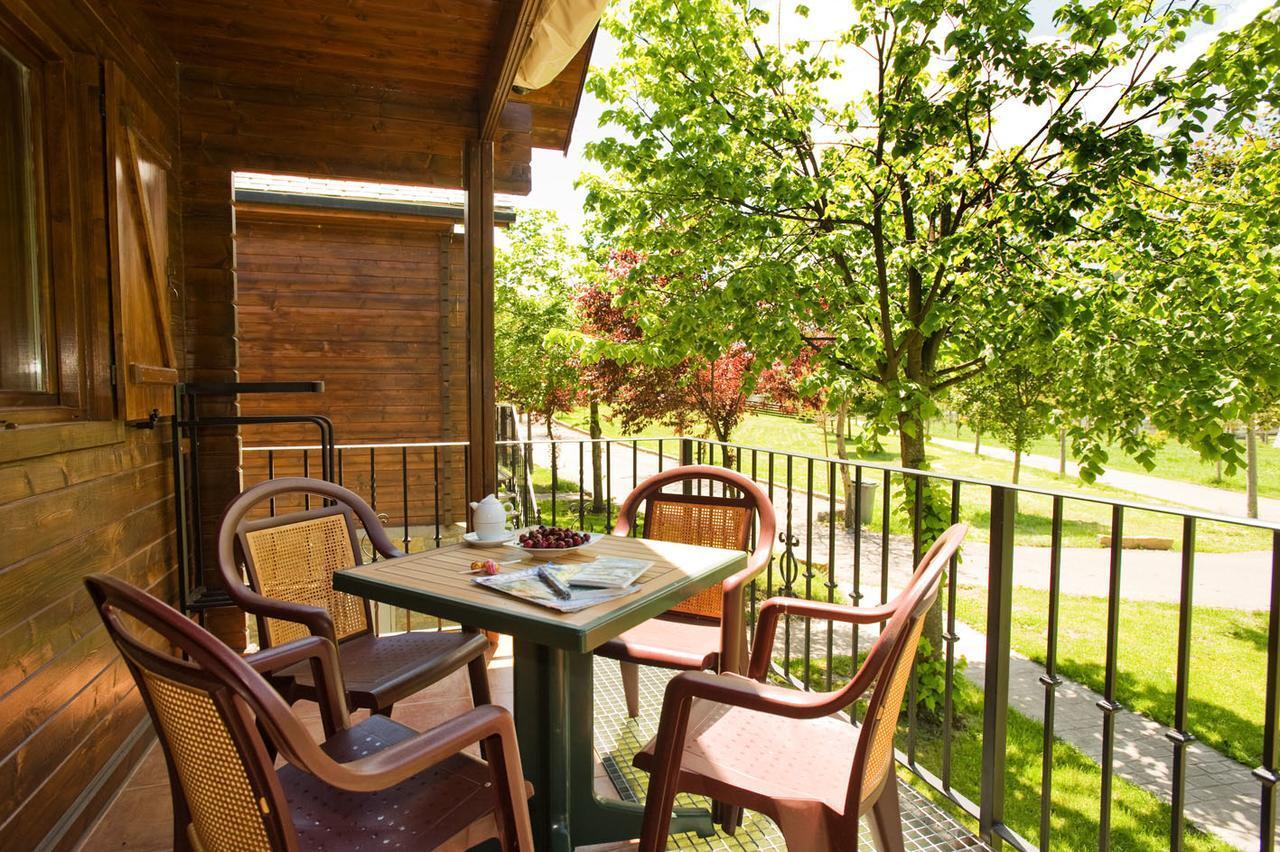 Bungalows La Borda D'Arnaldet Вильянова Экстерьер фото